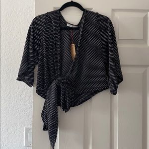 Skylar Madison polka dot kimono top. Size small